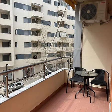 Iconic Seaview Lungomare Apartment Vlorë